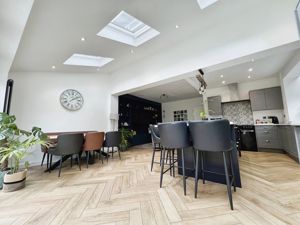 Kitchen family room- click for photo gallery